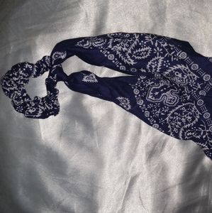 Bandana hair tie